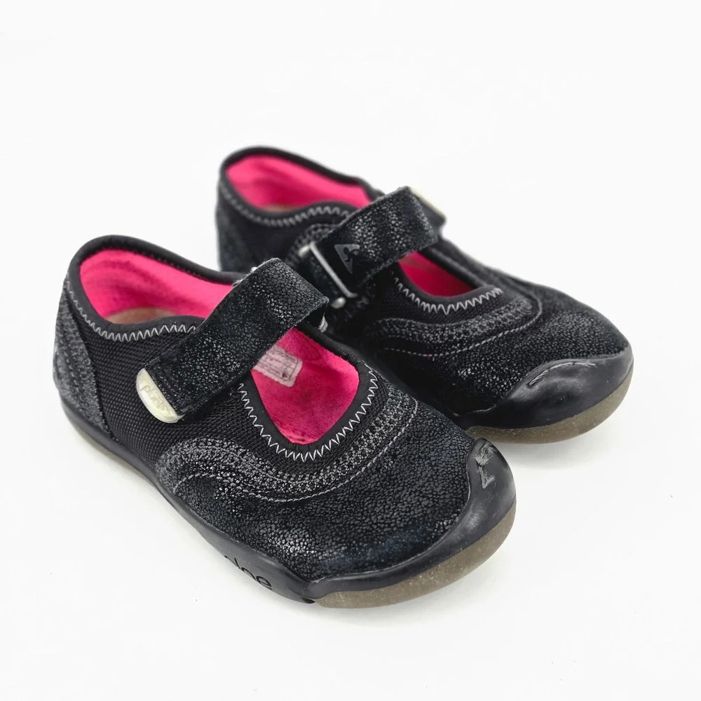 PLAE sporty kids